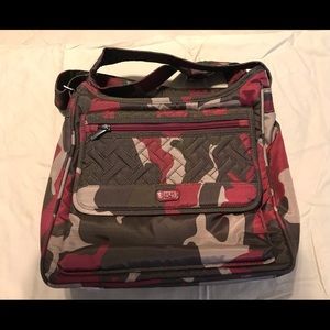 Lug Hopscotch hard to find brushed cranberry Camo NWOT